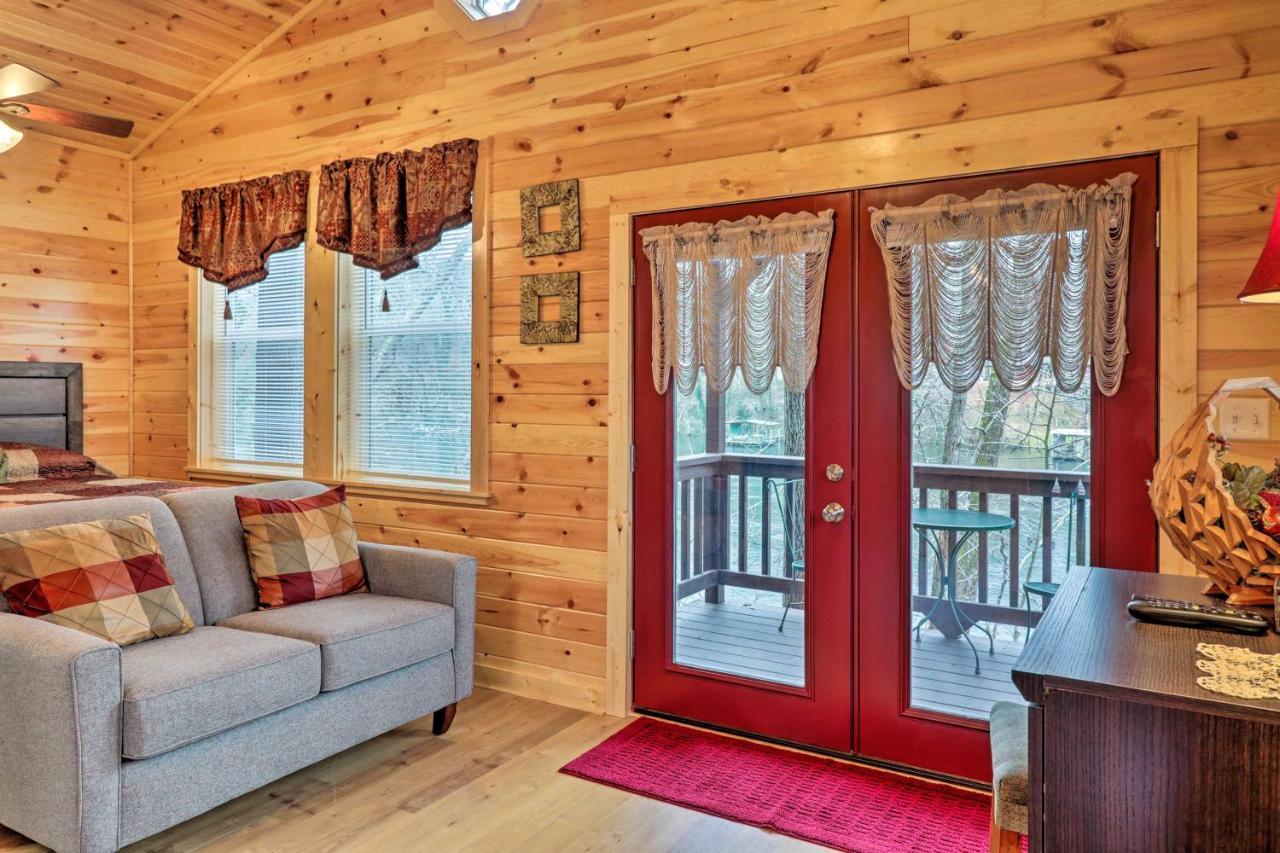 Cozy Heber Springs Cabin With Deck And Dock! Екстериор снимка