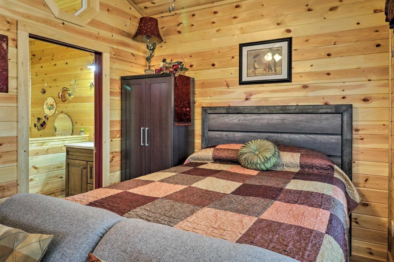 Cozy Heber Springs Cabin With Deck And Dock! Екстериор снимка